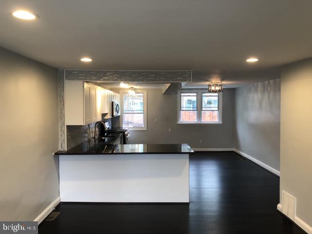 1815 Ashurst Road Philadelphia, PA 19151 - Photo 7 of 28 Gallery Image 7