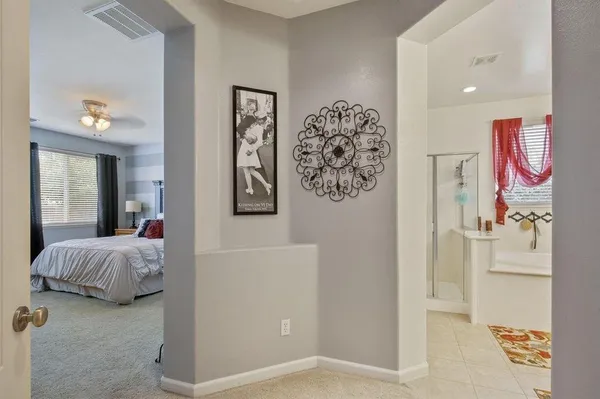 $2,600 | 2313 North Silvervale Street, Visalia, CA 93291