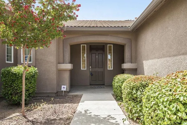 $2,600 | 2313 North Silvervale Street, Visalia, CA 93291
