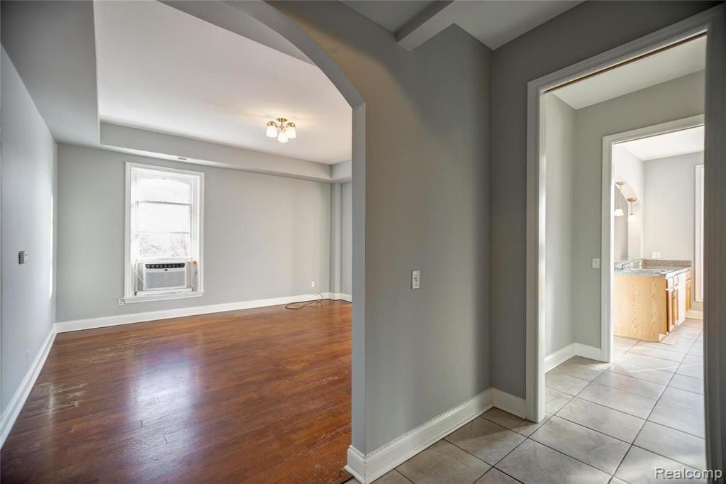 3966 Trumbull, Unit 2 Detroit, MI 48208 - Photo 3 of 34