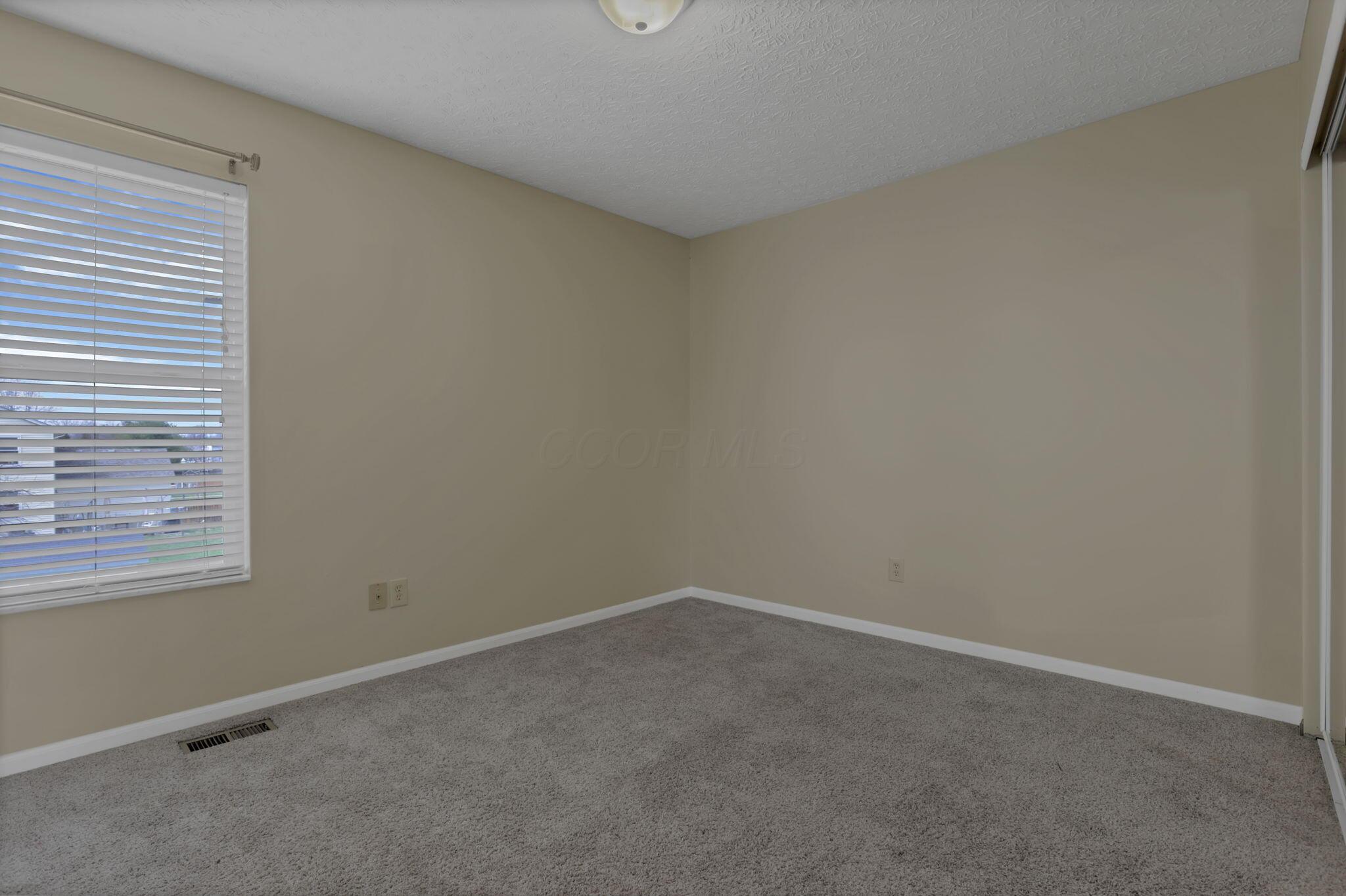 112 Harvard Loop Delaware, OH 43015 - Photo 29 of 51 27-web-or-mls-4E7A4572