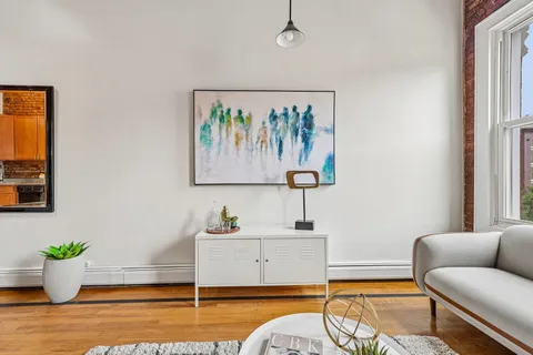$549,000 | 515 Jersey Avenue, Unit 6, Jersey City, NJ 07302