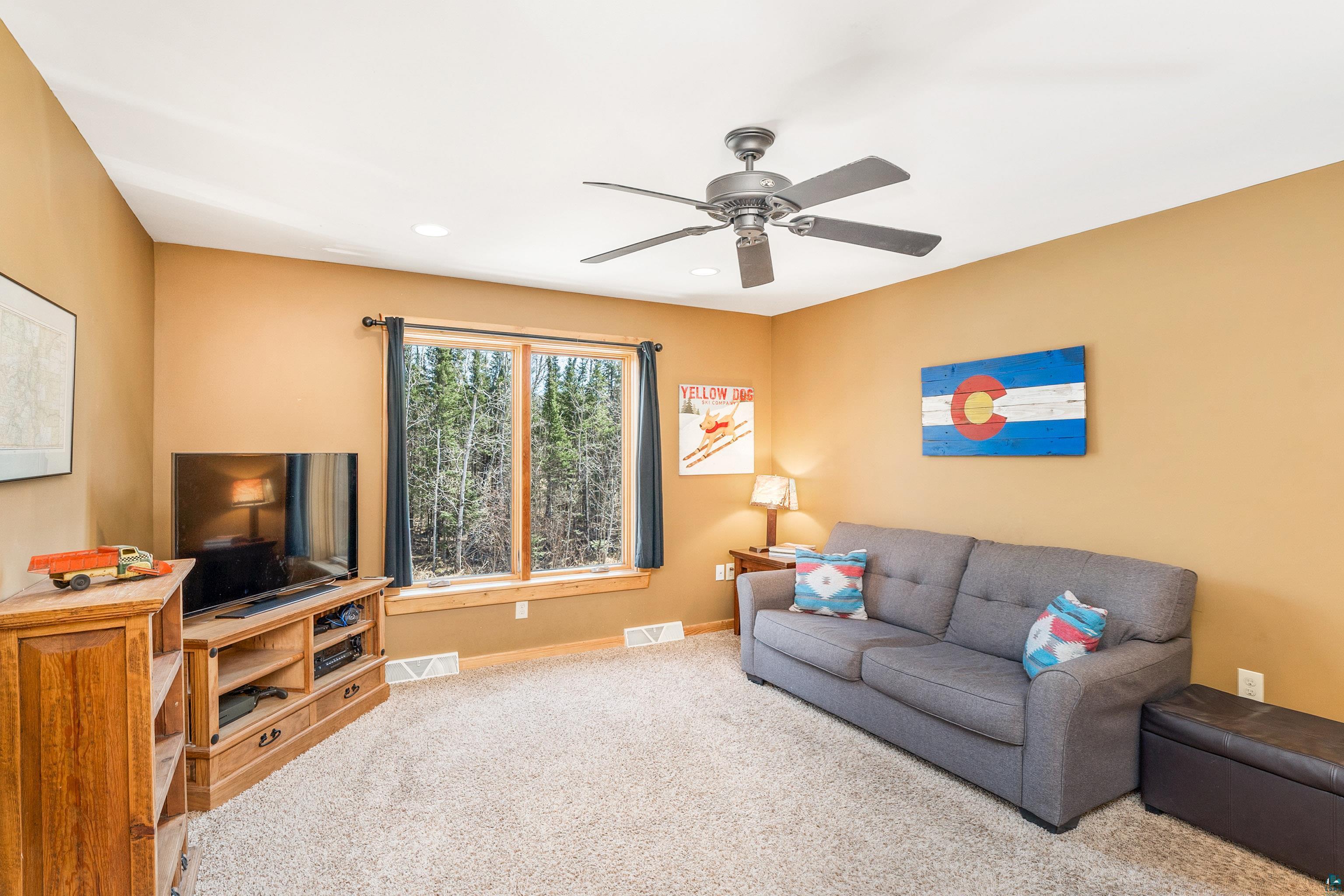 4125 Emerson Road Duluth, MN 55803 - Photo 26 of 46