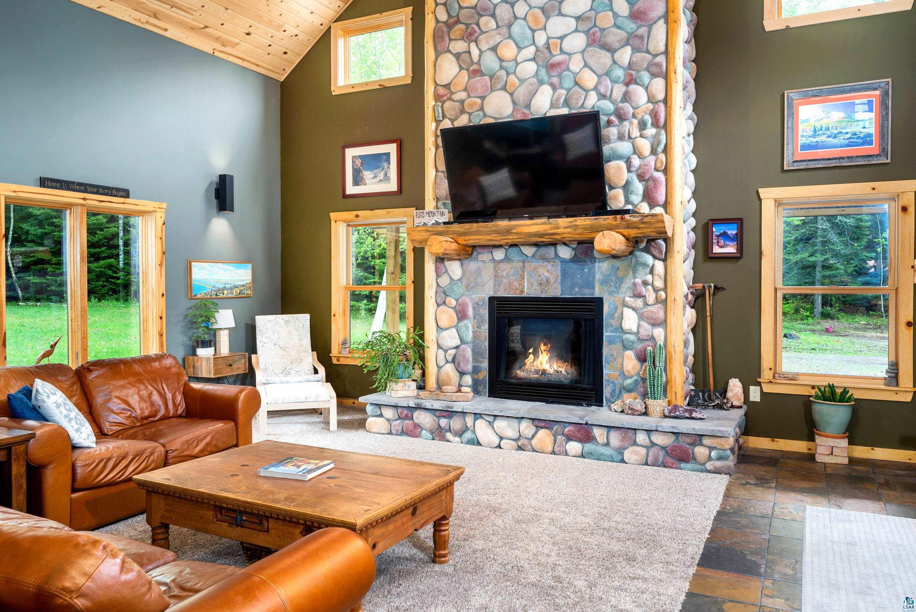4125 Emerson Road Duluth, MN 55803 - Photo 7 of 46