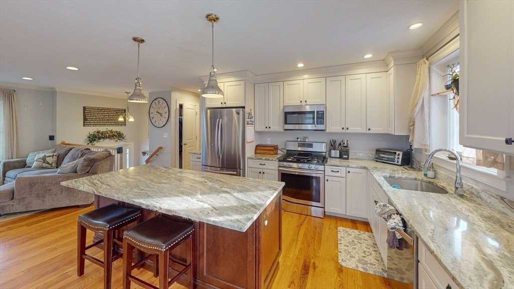 37 Willard Street Ayer, MA 01432 - Photo 12 of 31