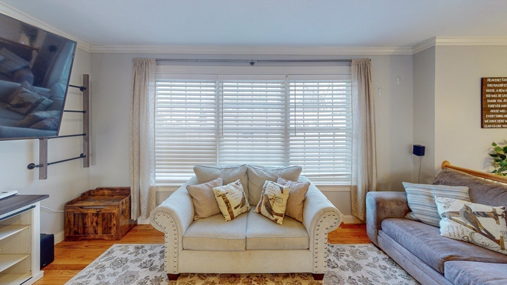 37 Willard Street Ayer, MA 01432 - Photo 13 of 31