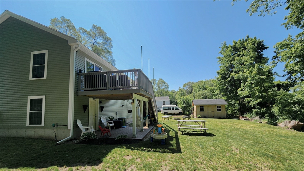 37 Willard Street Ayer, MA 01432 - Photo 3 of 31