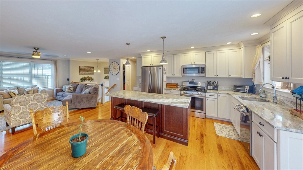 37 Willard Street Ayer, MA 01432 - Photo 10 of 31