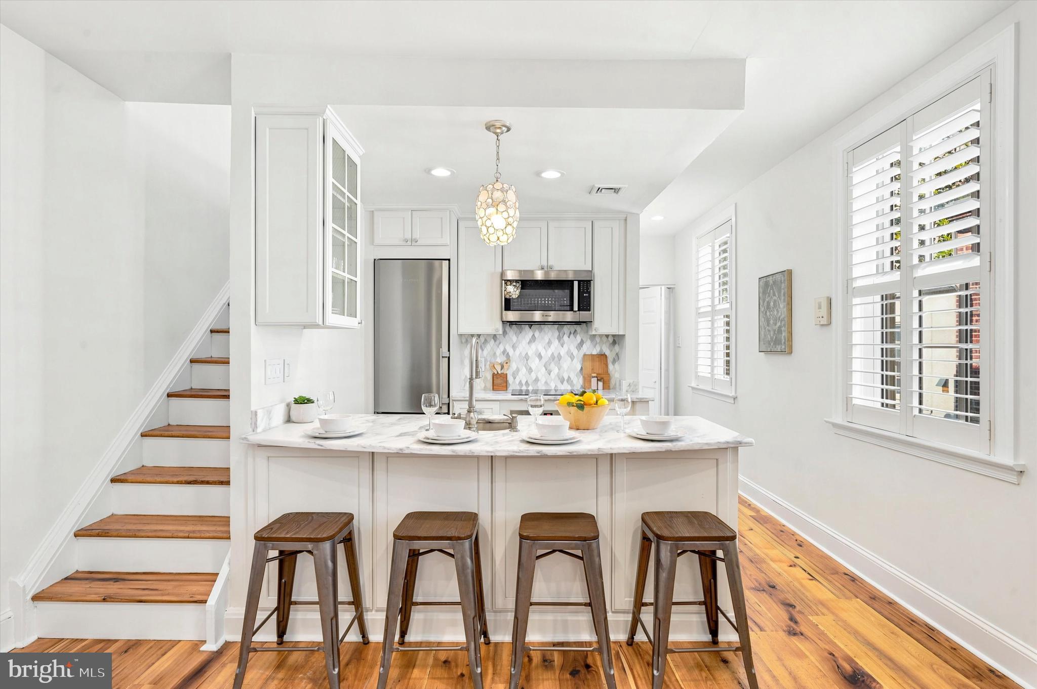 328 Spruce Street, Unit 5 Philadelphia, PA 19106 - Photo 6 of 26