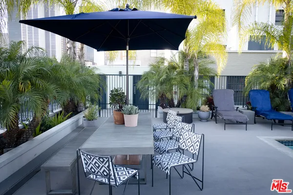 $1,975 | 315 West 5th Street, Unit 906, Los Angeles, CA 90013