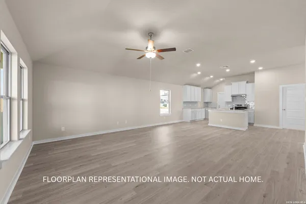 $292,990 | 4827 Maiz Valley, Von Ormy, TX 78073