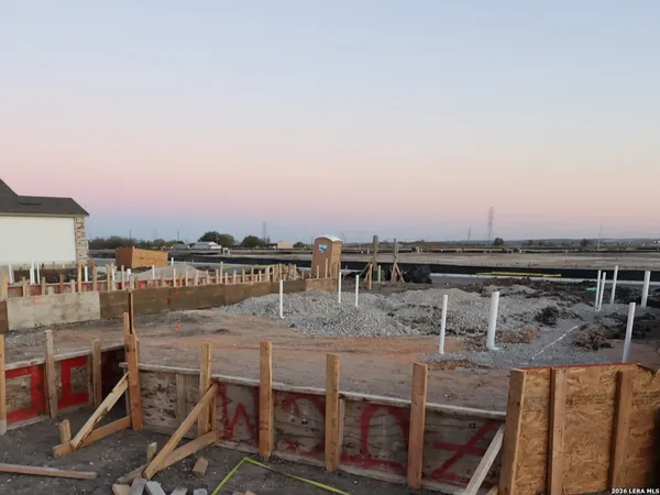 $289,990 | 4827 Maiz Valley, Von Ormy, TX 78073