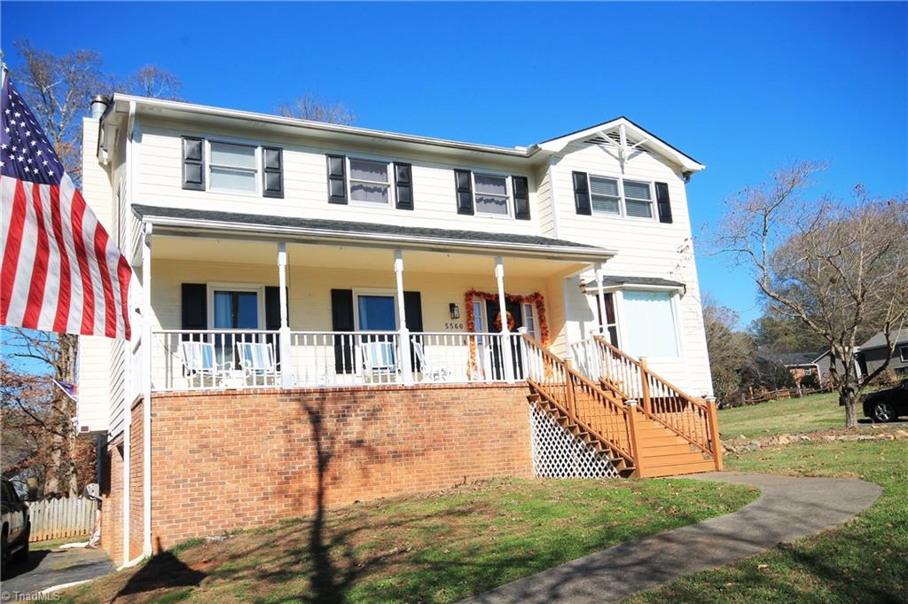 5560 Folkstone Road Pfafftown, NC 27040 - Photo 2 of 44 Gallery Image 2