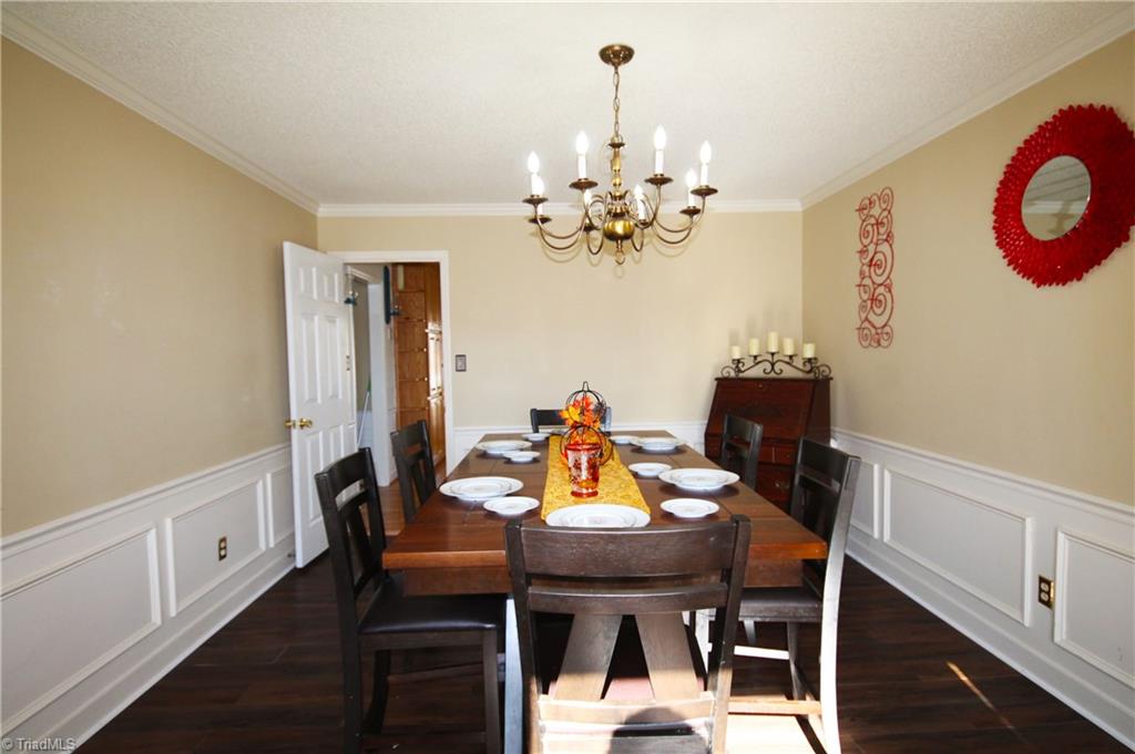 5560 Folkstone Road Pfafftown, NC 27040 - Photo 13 of 44 Gallery Image 13