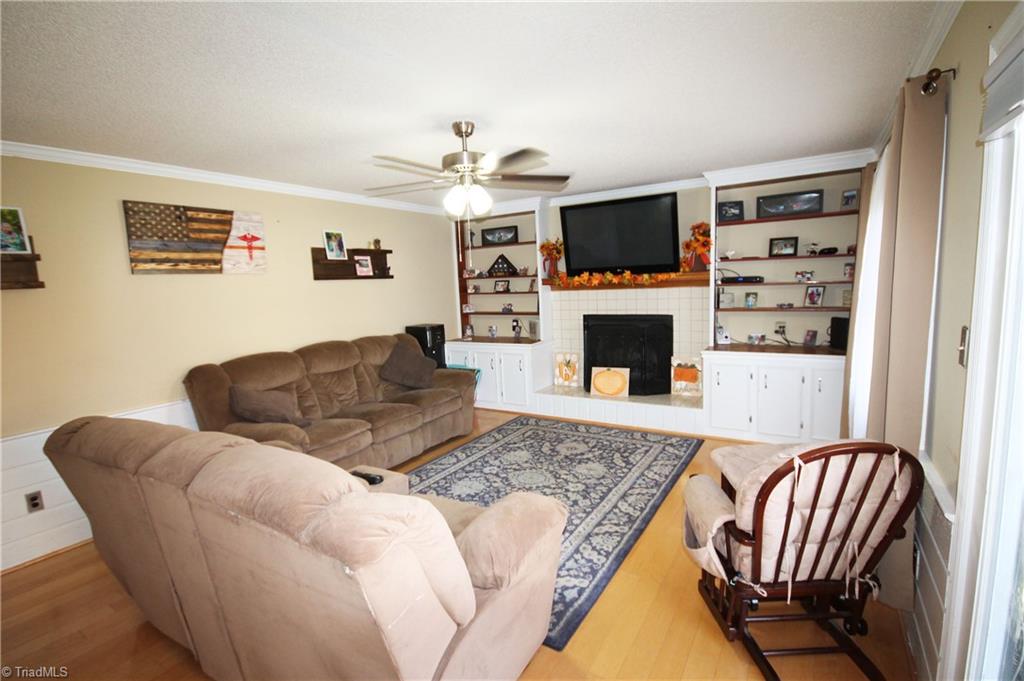 5560 Folkstone Road Pfafftown, NC 27040 - Photo 19 of 44 Gallery Image 19