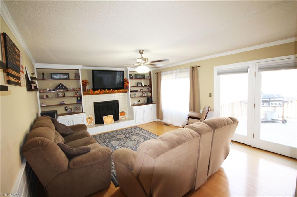 5560 Folkstone Road Pfafftown, NC 27040 - Photo 20 of 44 Gallery Image 20