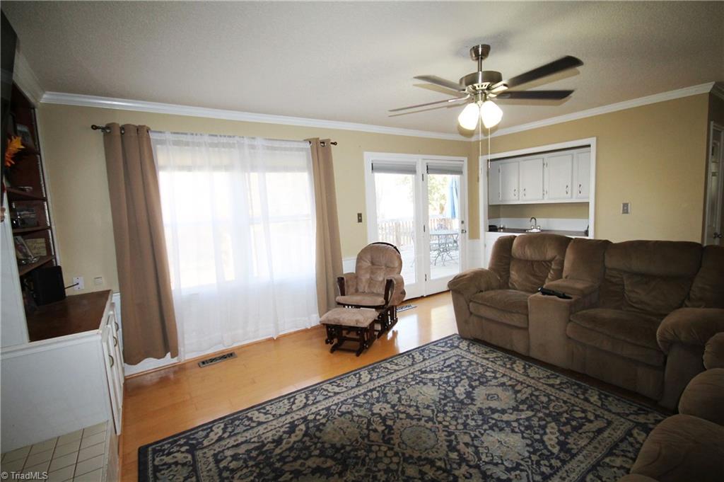 5560 Folkstone Road Pfafftown, NC 27040 - Photo 21 of 44 Gallery Image 21