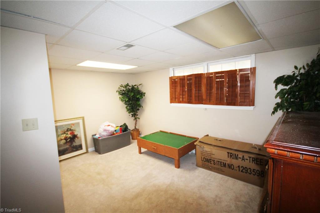 5560 Folkstone Road Pfafftown, NC 27040 - Photo 39 of 44 Gallery Image 39