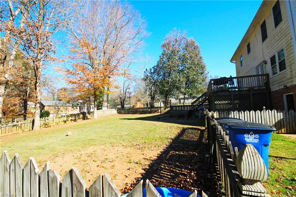 5560 Folkstone Road Pfafftown, NC 27040 - Photo 8 of 44 Gallery Image 8