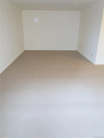 $1,947 | 123 Valentine Lane, Unit 4E, Yonkers, NY 10705