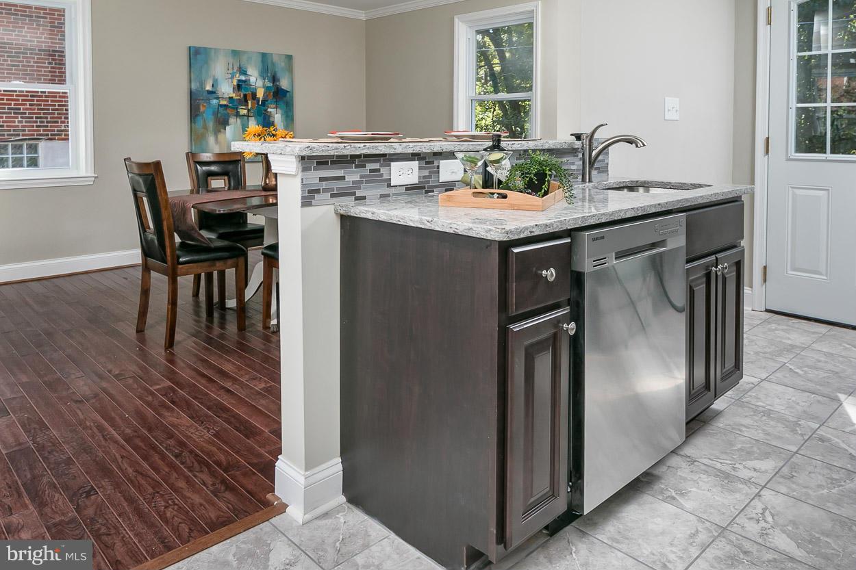 1136 Newfield Road Baltimore, MD 21207 - Photo 11 of 30 Kitchen
