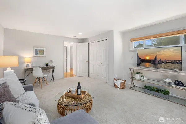 $966,000 | 5121 27th Avenue Northeast, Seattle, WA 98105