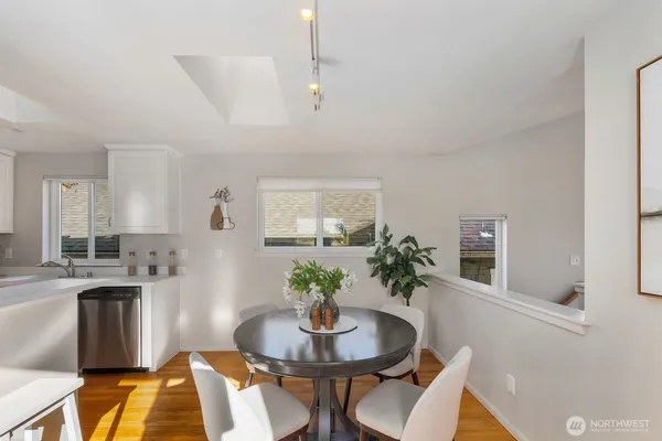 $966,000 | 5121 27th Avenue Northeast, Seattle, WA 98105
