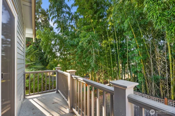 $966,000 | 5121 27th Avenue Northeast, Seattle, WA 98105
