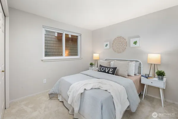 $966,000 | 5121 27th Avenue Northeast, Seattle, WA 98105