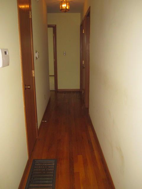 2841 Longfield Road Columbus, OH 43204 - Photo 3 of 24 Gallery Image 3