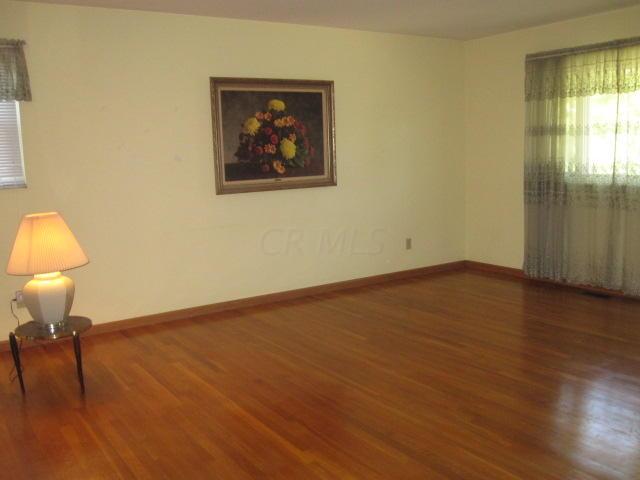 2841 Longfield Road Columbus, OH 43204 - Photo 4 of 24 Gallery Image 4