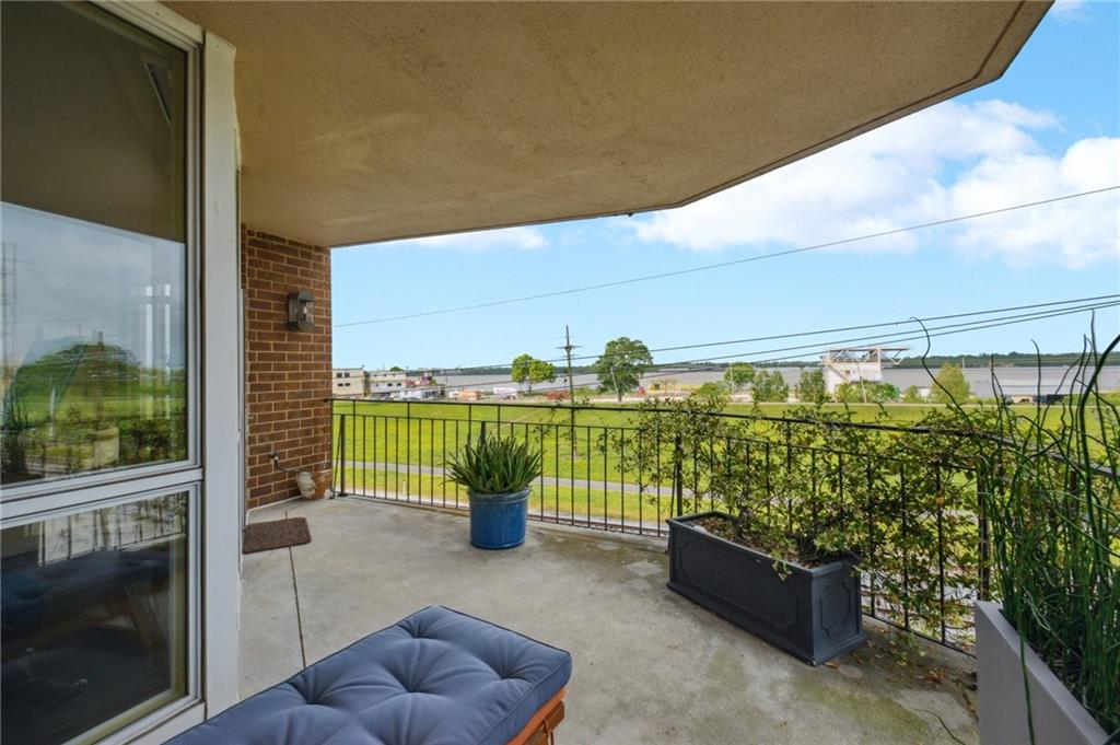 170 Walnut Street, Unit 2D New Orleans, LA 70118 - Photo 30 of 54