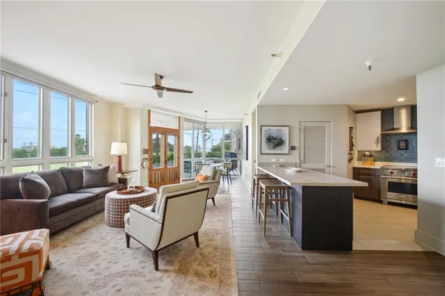 $799,000 | 170 Walnut Street, Unit 2D, New Orleans, LA 70118