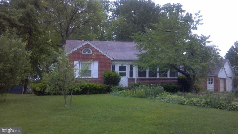 101 South Longcross Road Linthicum Heights, MD 21090 - Photo 3 of 3 Exterior (Front)