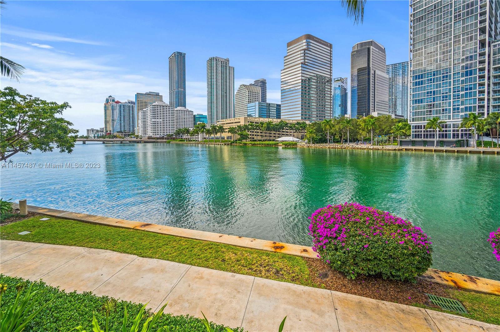 801 Brickell Key Boulevard, Unit 2208 Miami, FL 33131 - Photo 15 of 22