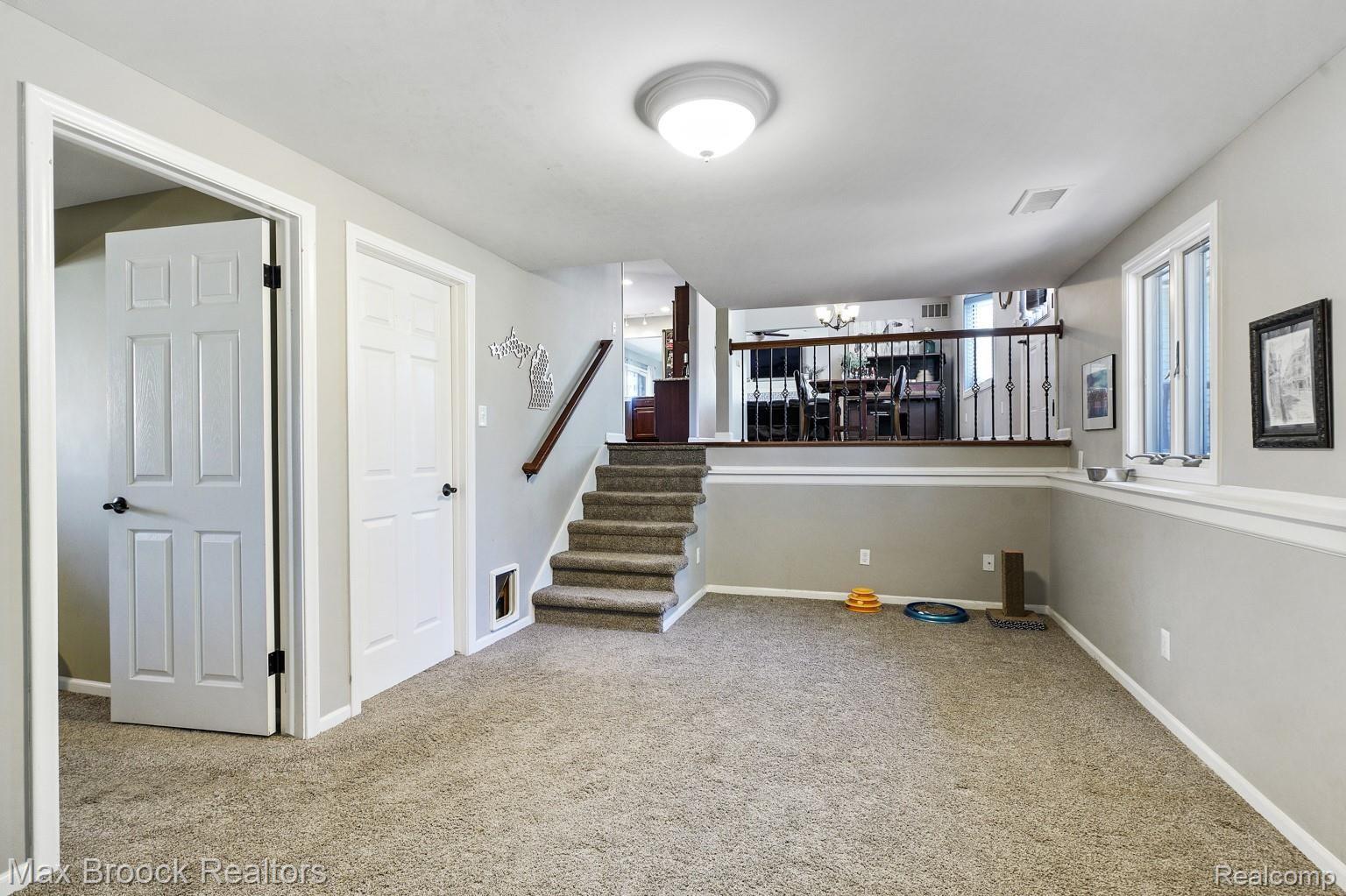 11120 Linden Road Fenton, MI 48430 - Photo 28 of 45 DSC06735.jpg