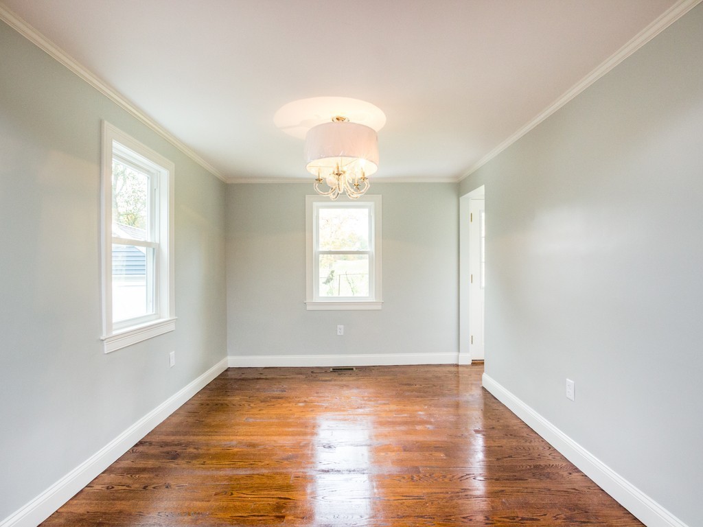 21 Myopia Road Boston, MA 02136 - Photo 8 of 27