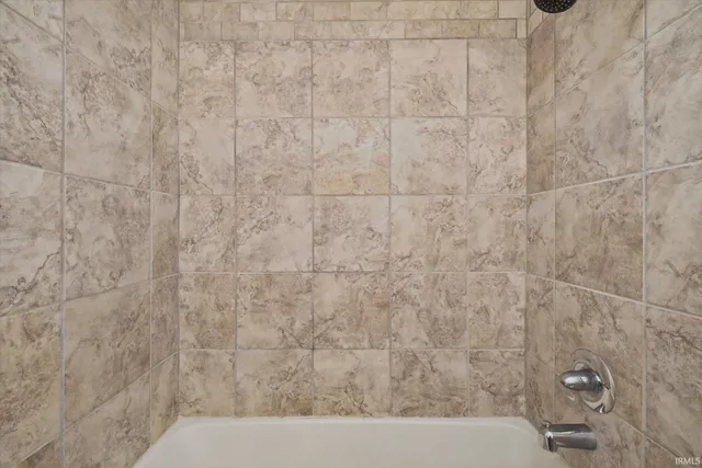 $310,800 | 3830 Woodmere Way, Bloomington, IN 47403