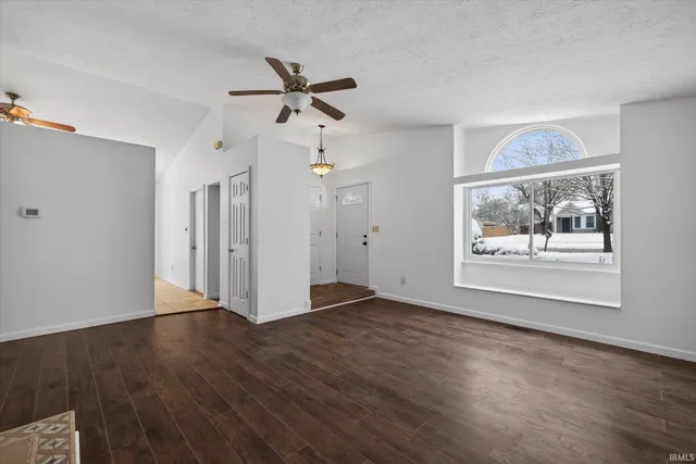 $310,800 | 3830 Woodmere Way, Bloomington, IN 47403