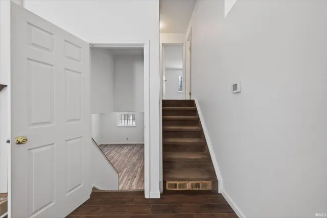 $310,800 | 3830 Woodmere Way, Bloomington, IN 47403