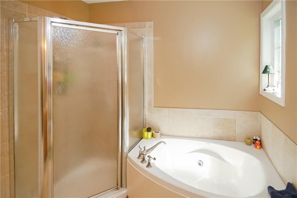 399 North Village Road Ogunquit, ME 03907 - Photo 14 of 30 Master Bath
