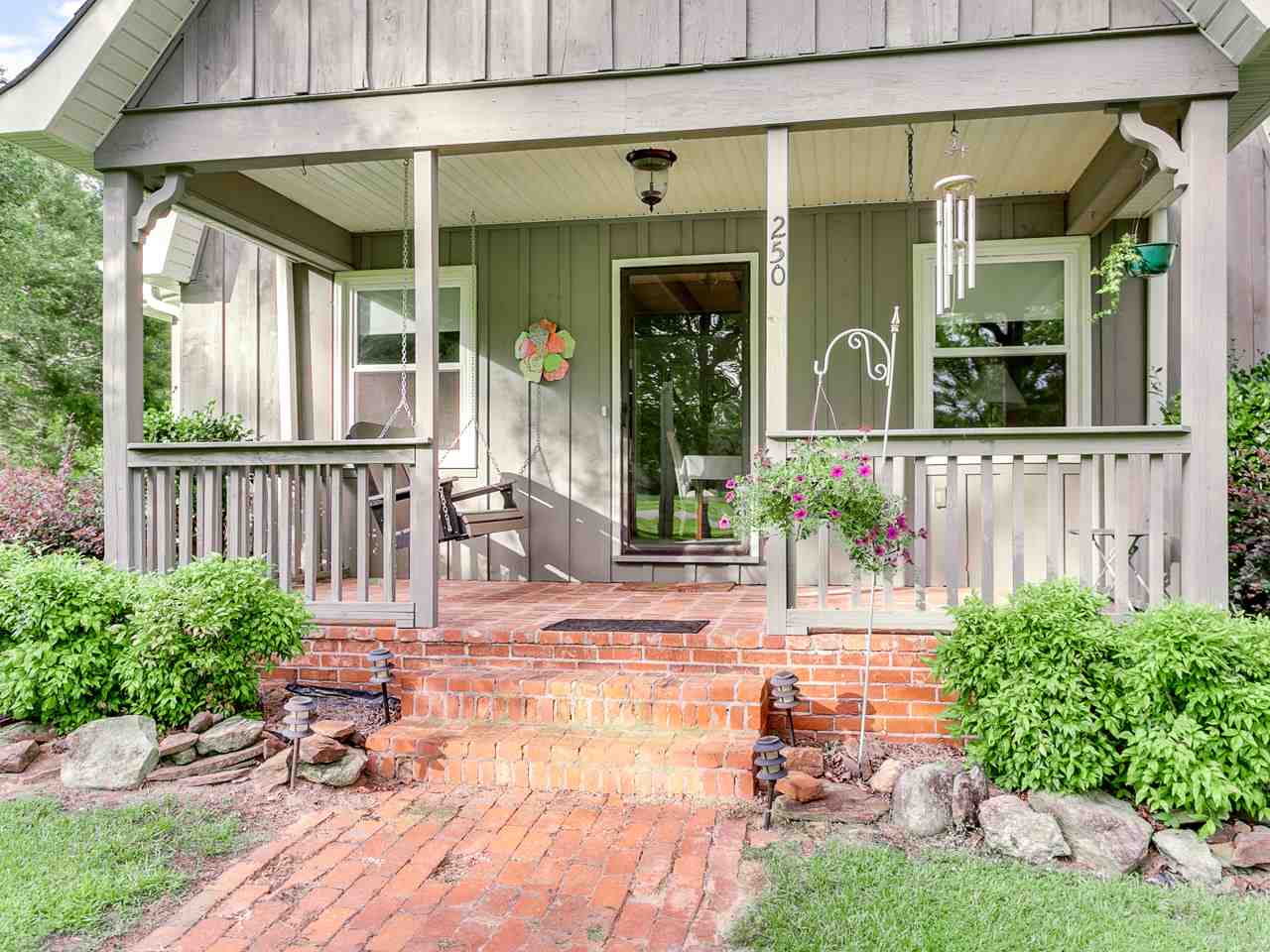 250 State Rd S-42-802 Inman, SC 29349 - Photo 2 of 25