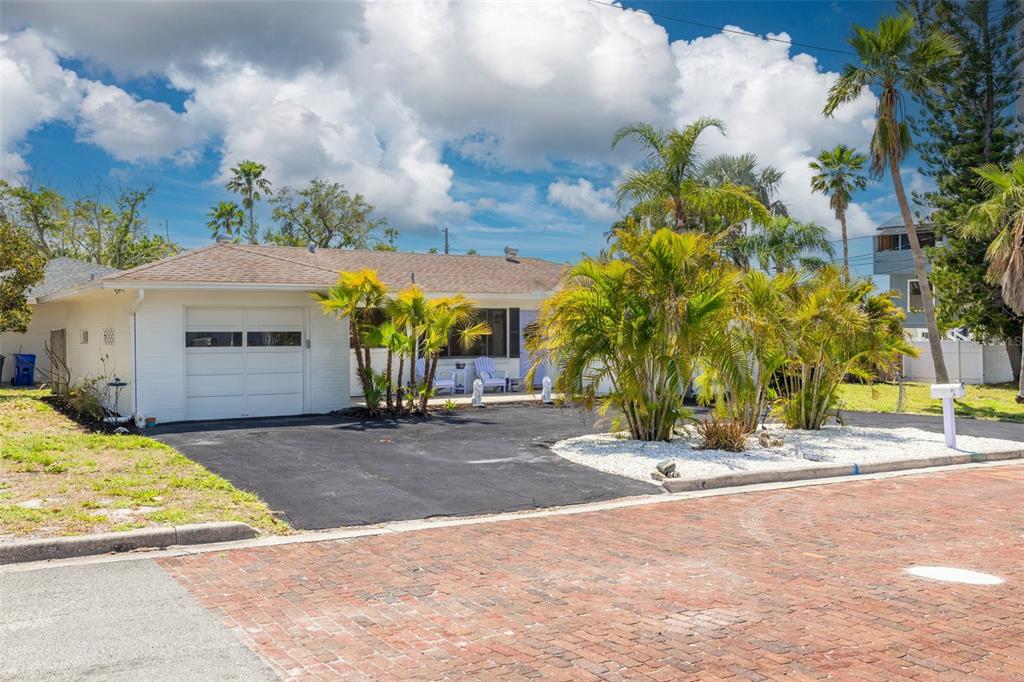 225 Cevera Road Dunedin, FL 34698 - Photo 1 of 1