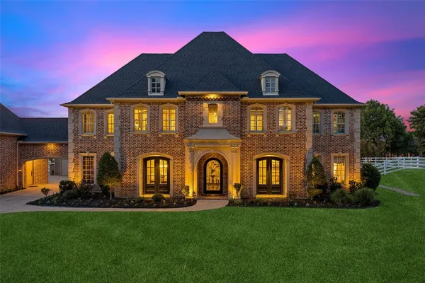 $2,599,999 | 963 Noble Champions Way, Bartonville, TX 76226