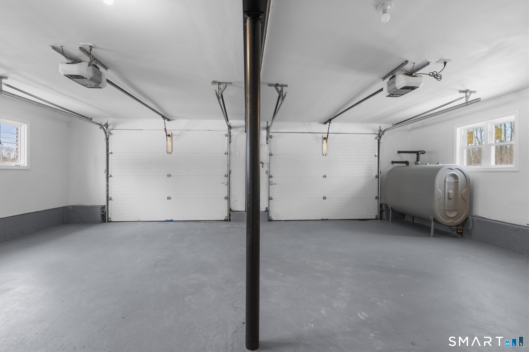 133 Phelps Road East Windsor, CT 06088 - Photo 36 of 40 a view of a livingroom with closet