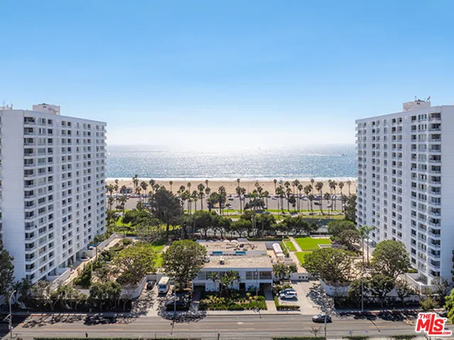 $5,660 | 2700 Neilson Way, Unit 435, Santa Monica, CA 90405