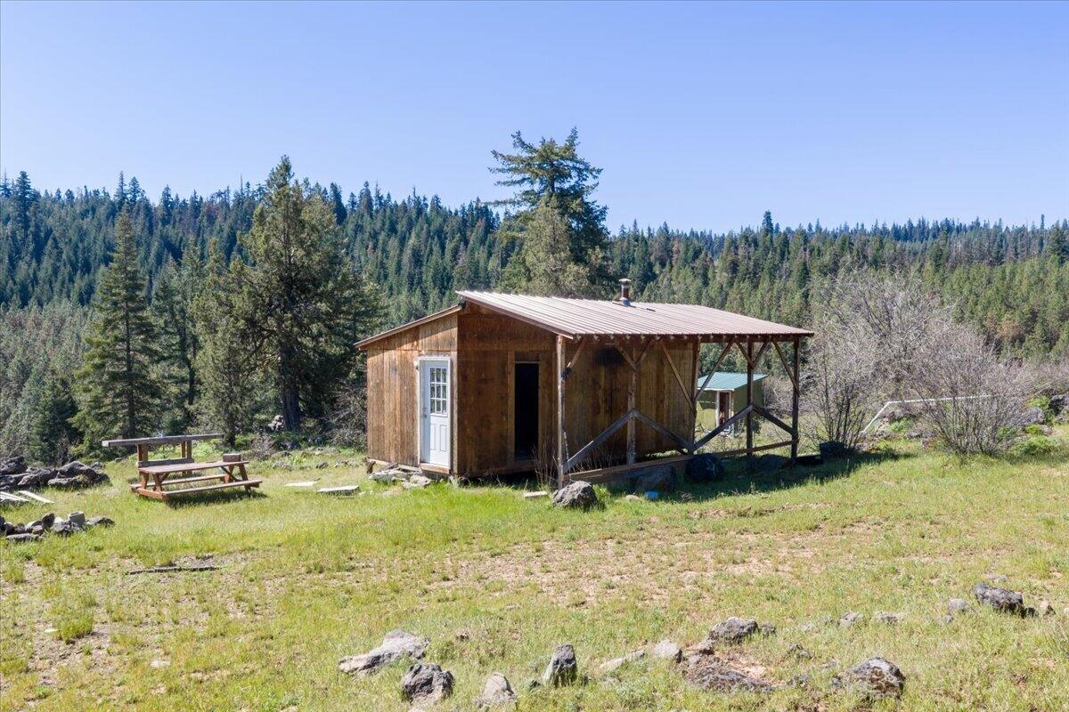 13889 Dead Indian Memorial Road Ashland, OR 97520 - Photo 14 of 28 38-DJI_20260505105036_0017_D