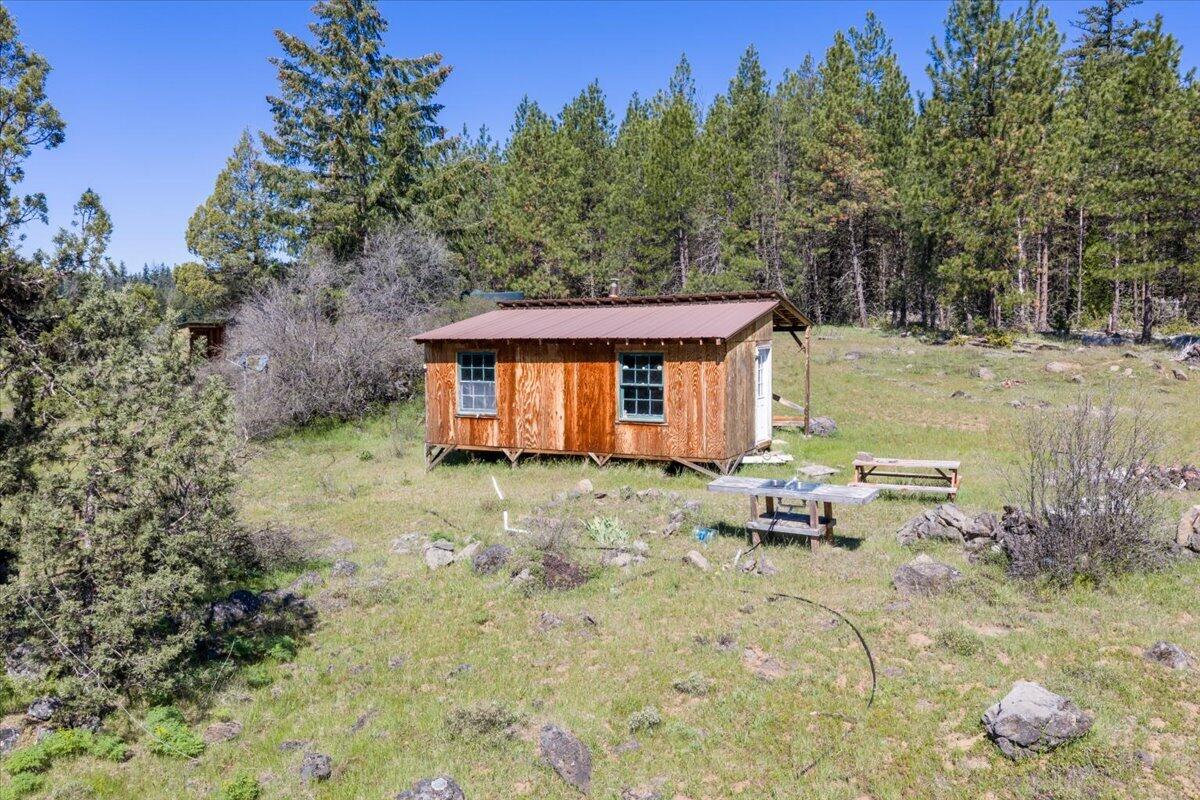 13889 Dead Indian Memorial Road Ashland, OR 97520 - Photo 18 of 28 42-DJI_20260505105147_0022_D