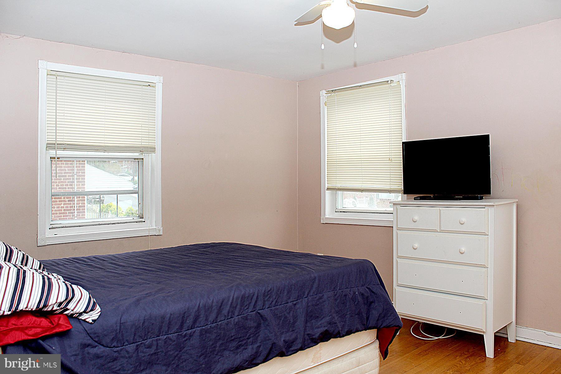 11906 Andrew Street Silver Spring, MD 20902 - Photo 17 of 30 Bedroom (Master)