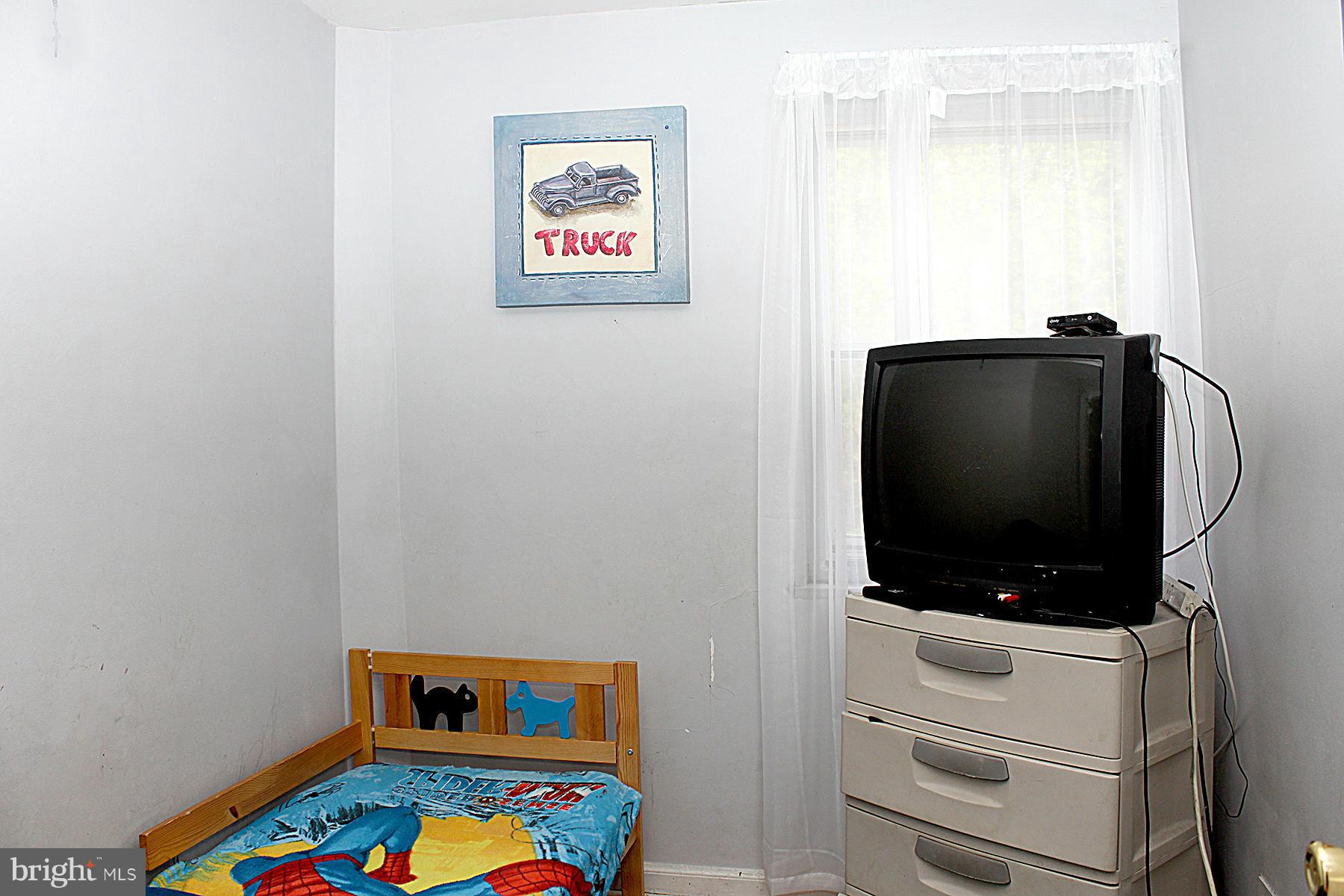 11906 Andrew Street Silver Spring, MD 20902 - Photo 19 of 30 Bedroom